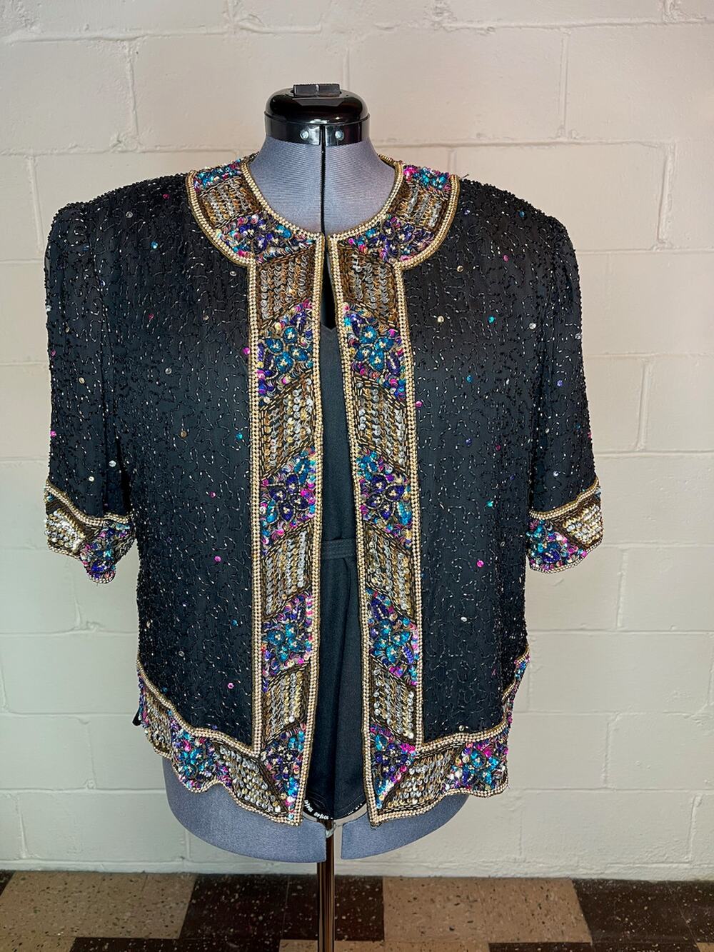 jacket beaded sequins short sleeve 100% silk black purple gold blue glam